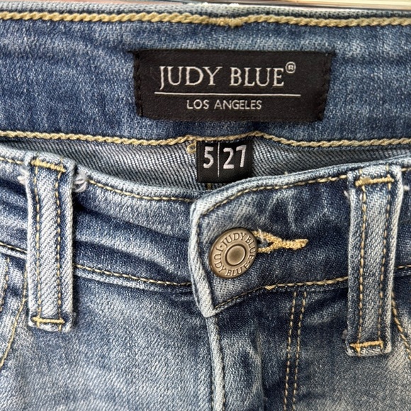 Judy Blue Ankle Cropped Distressed Jeans - Picture 2 of 7